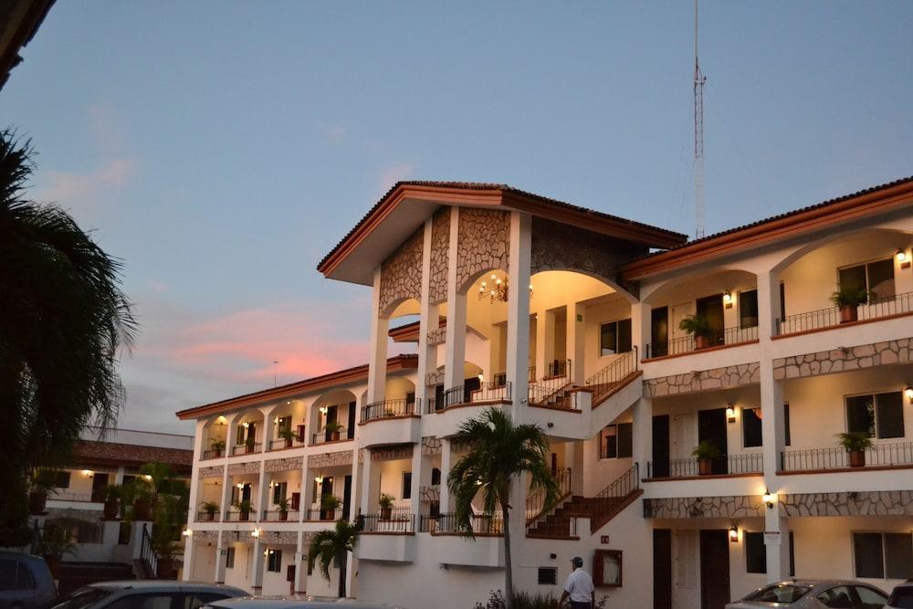 Maria Isabel Colima Otel Dış mekan fotoğraf