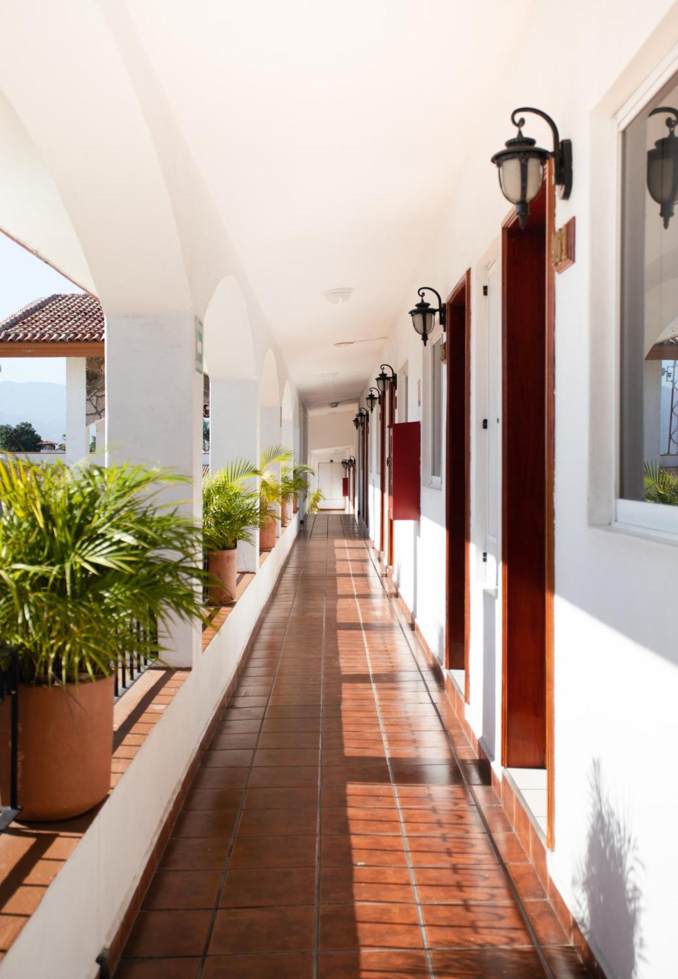 Maria Isabel Colima Otel Dış mekan fotoğraf
